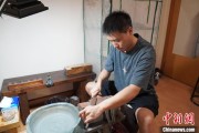 济源成都“90后”小伙“十年磨一剑”：从爱好者到守艺人 传播中国文化